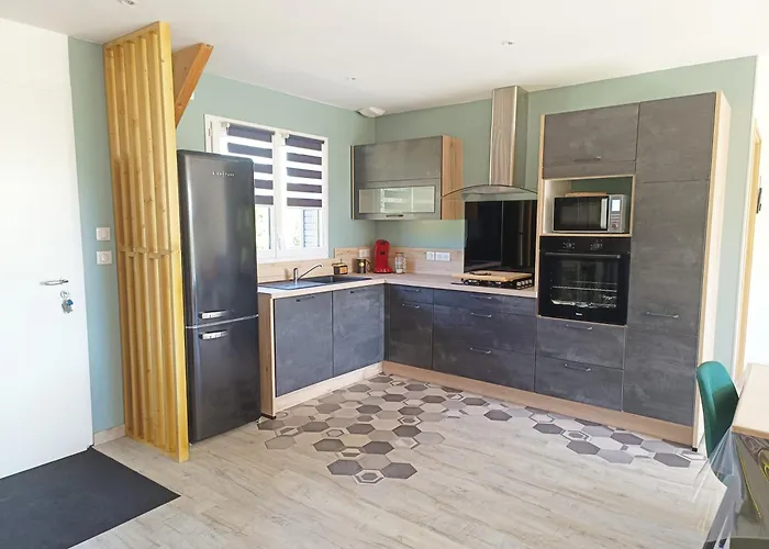 Semesterbostad La Celthane Saint-Germain-sur-Ay